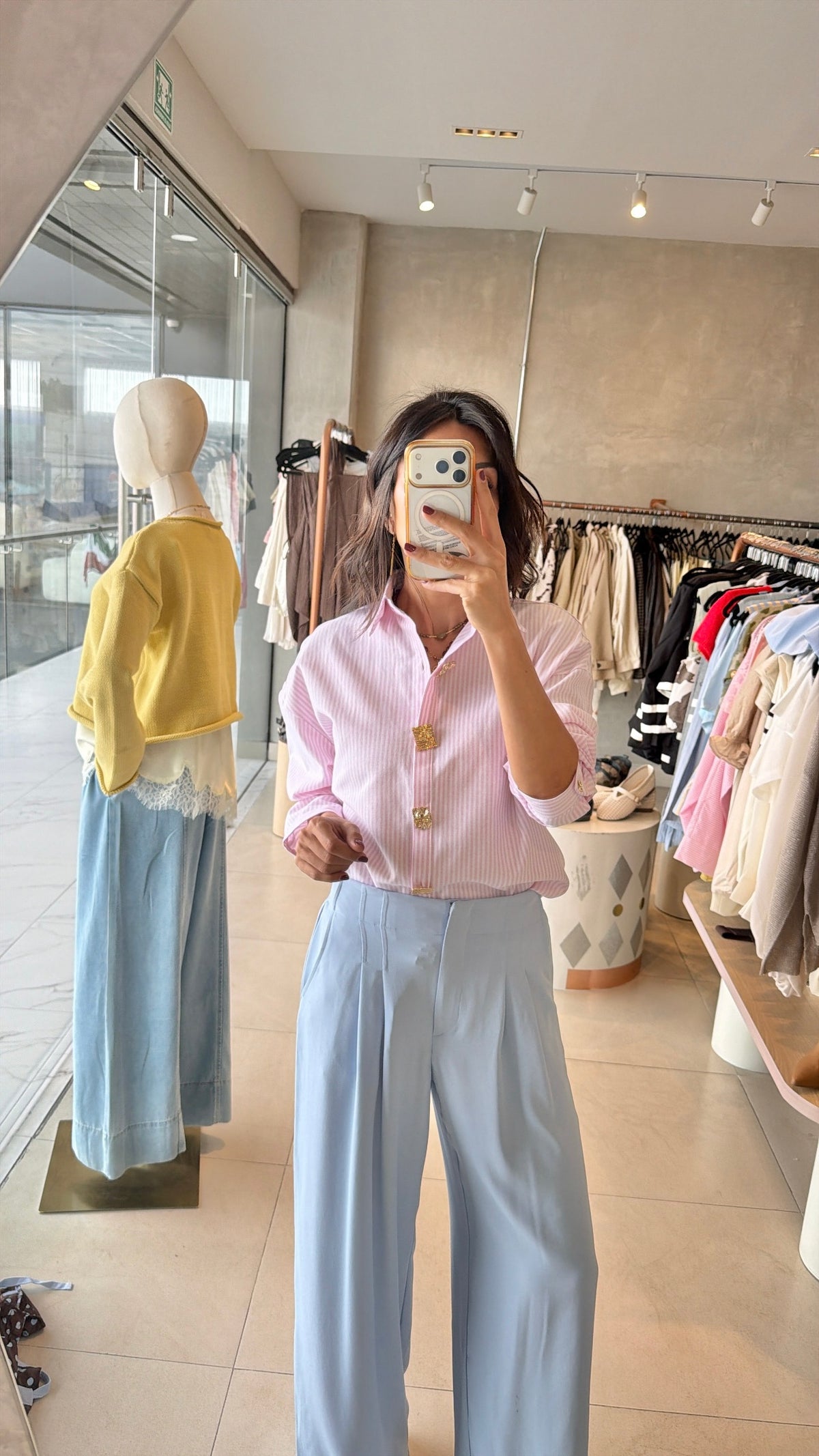 Camisa rosa botones