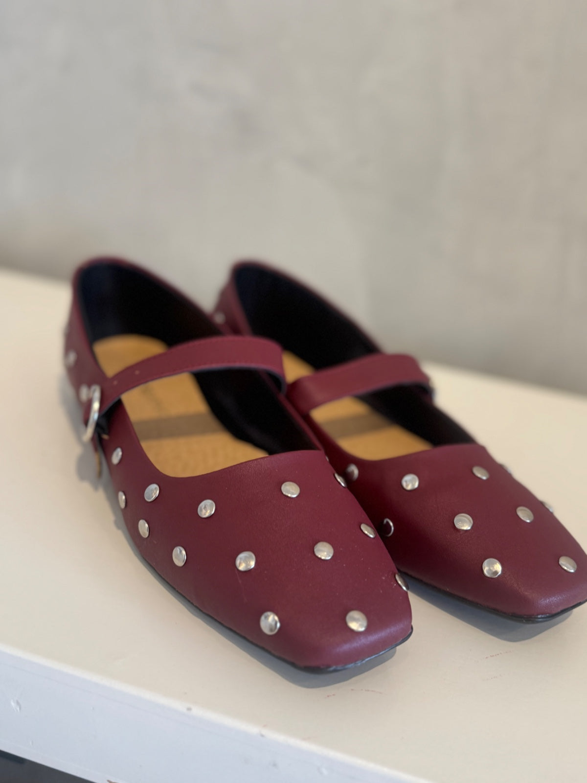 Flats vino estoperoles