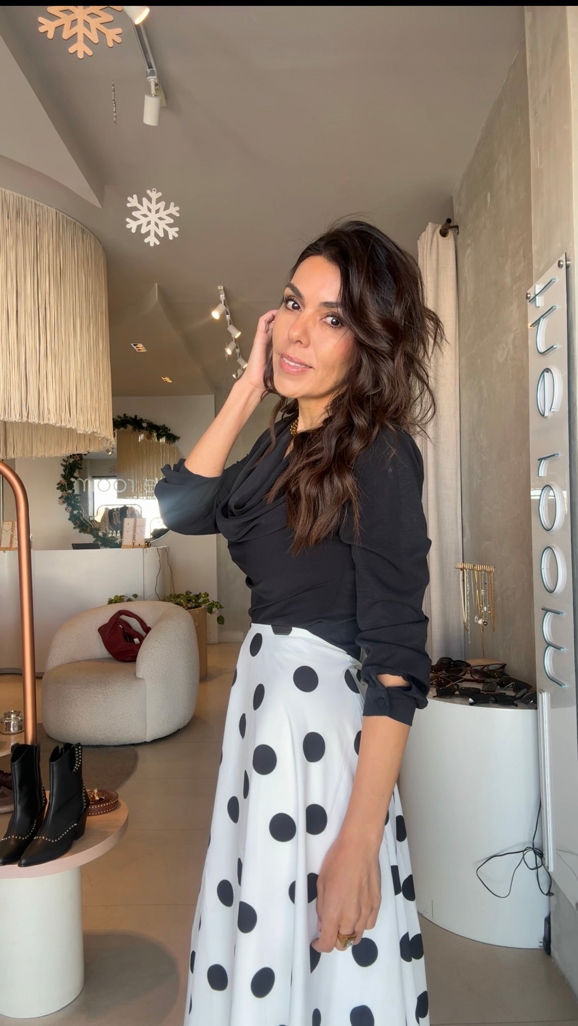 Maxi falda blanca bolitas negras