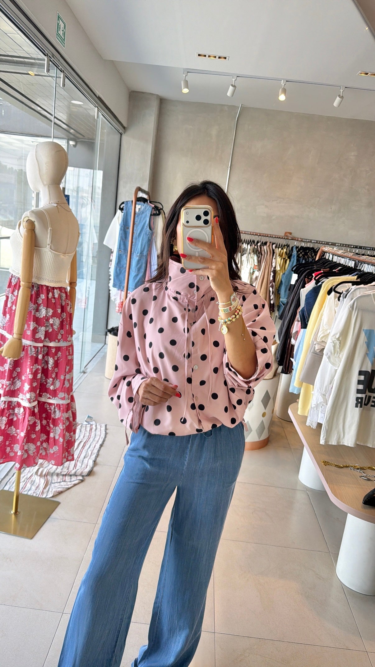 Chamarra polka dots rosa