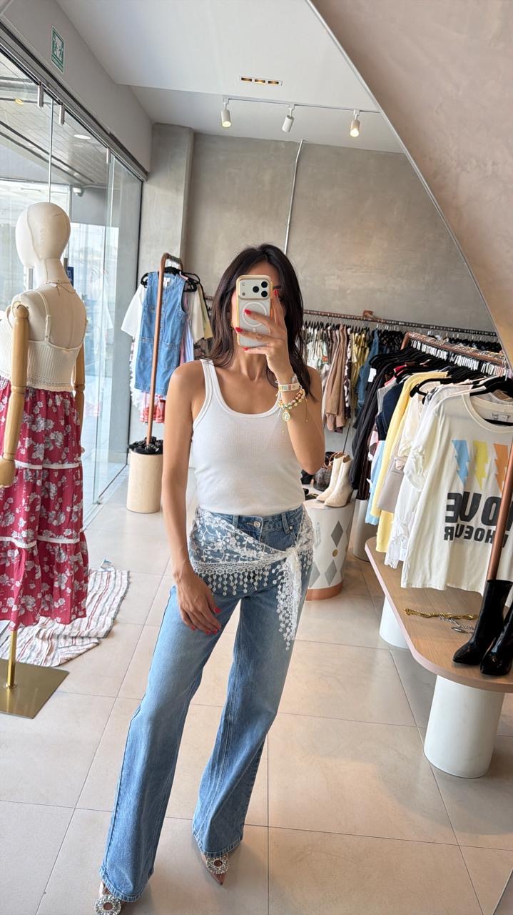 Jeans con encaje