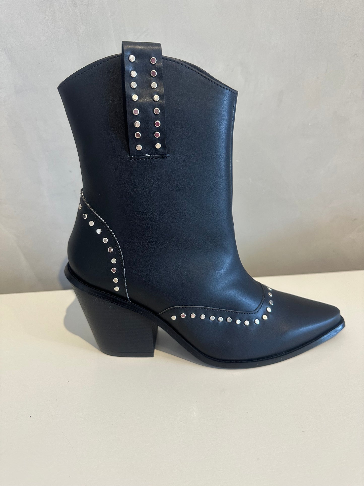 Botines negros