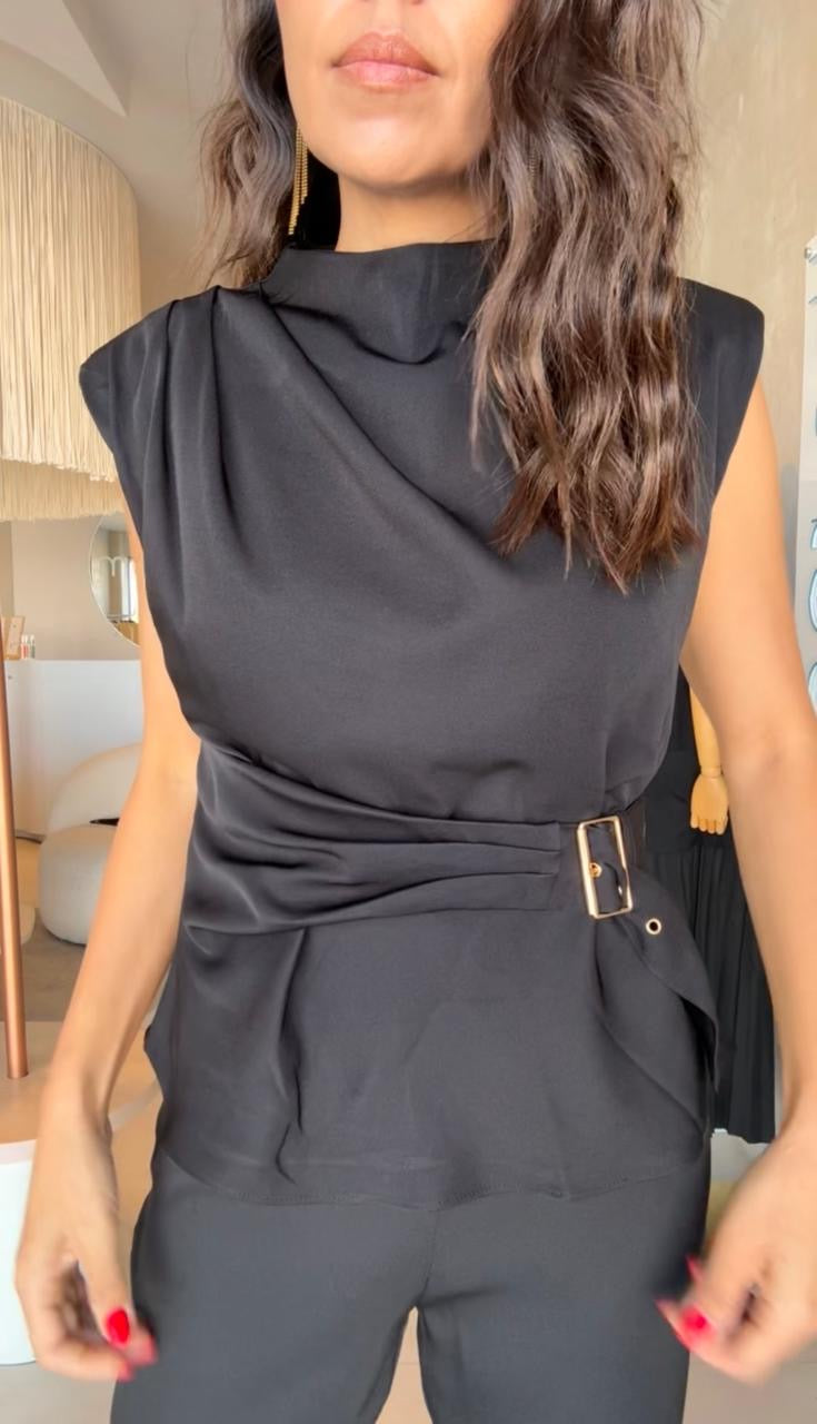 Set negro hebilla dorada