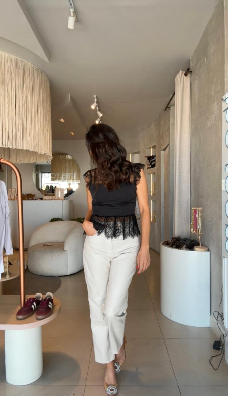 Pantalón vinipiel beige