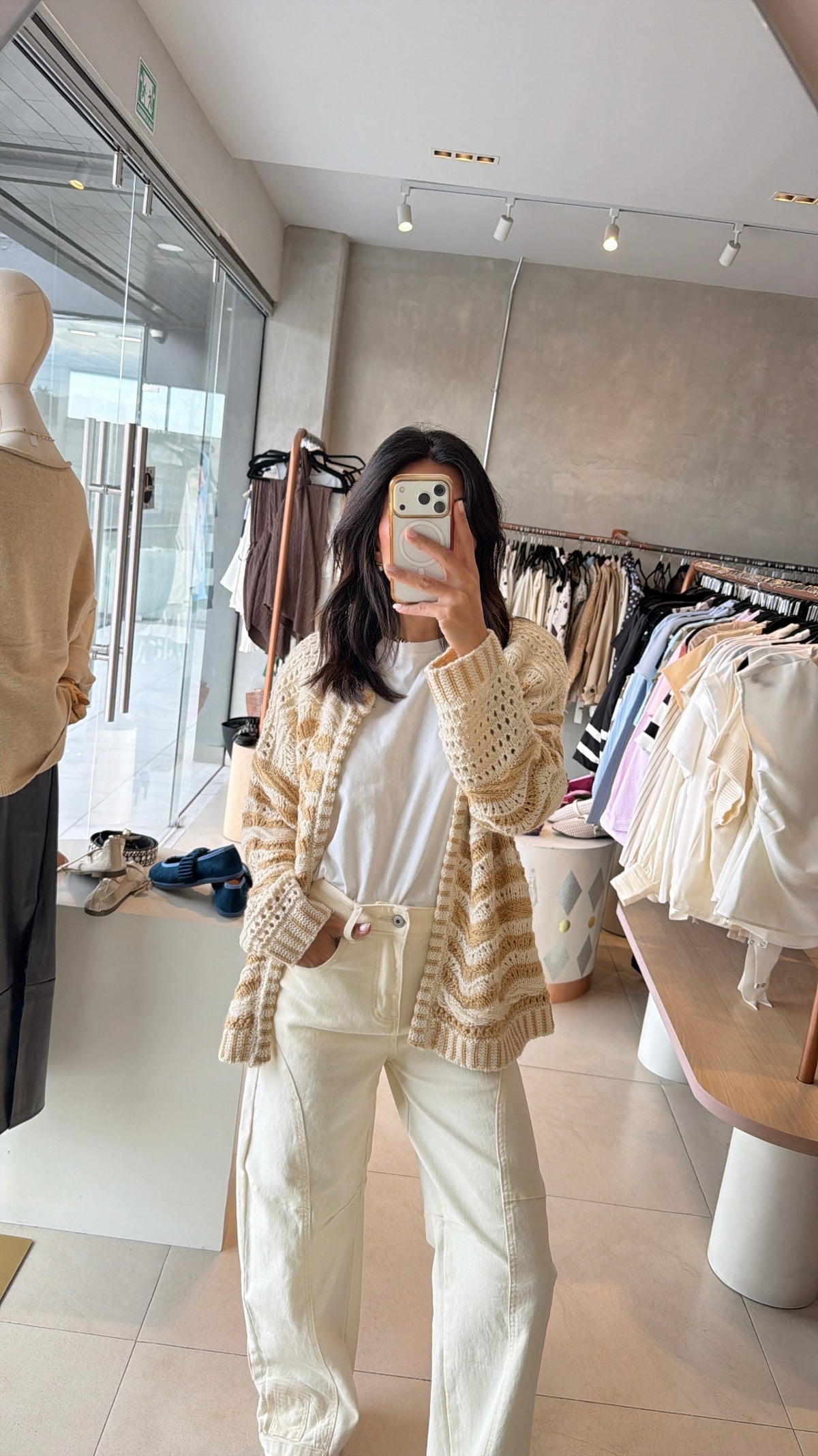 Suéter ondas beige