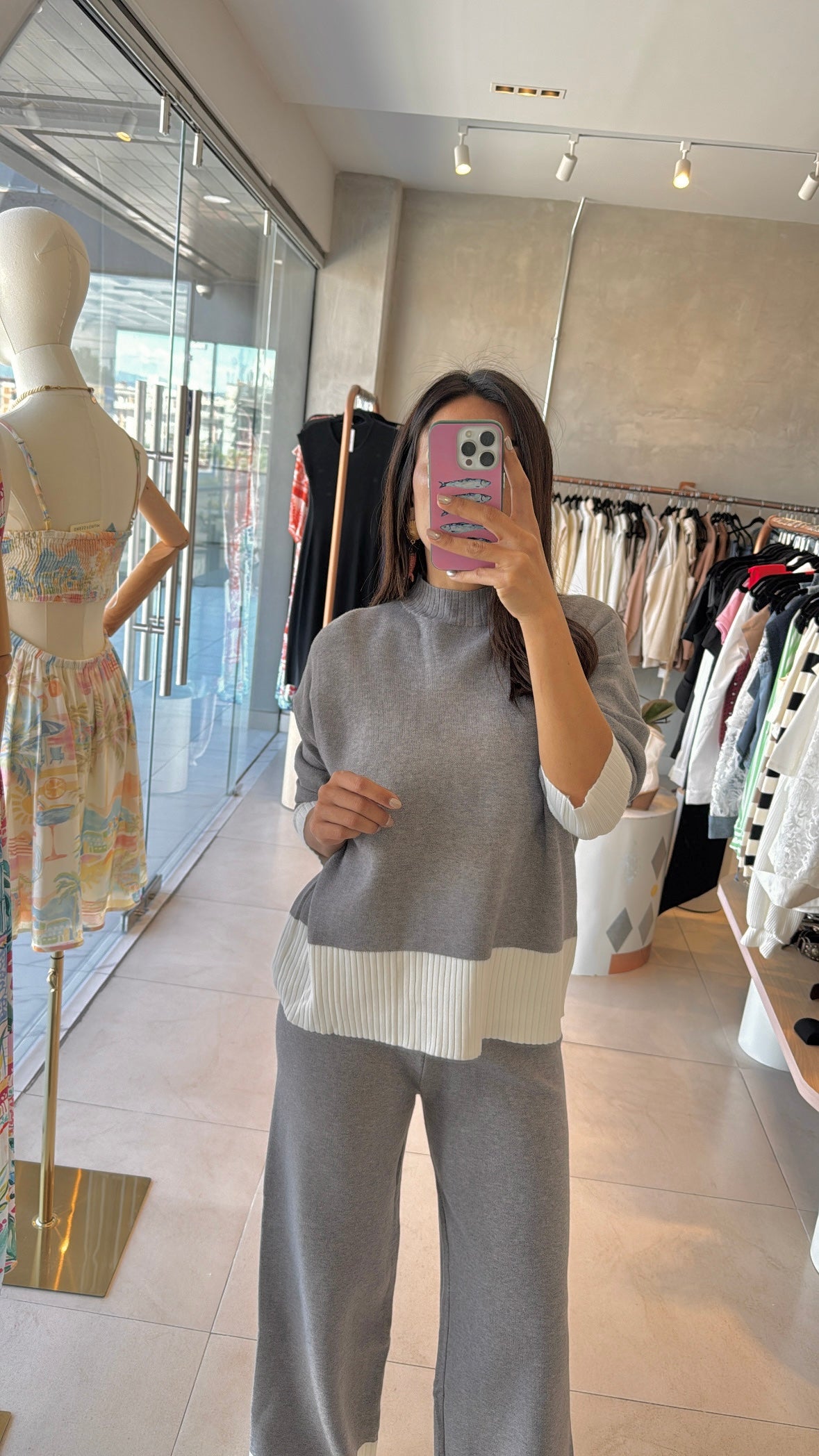 Set gris franja blanca