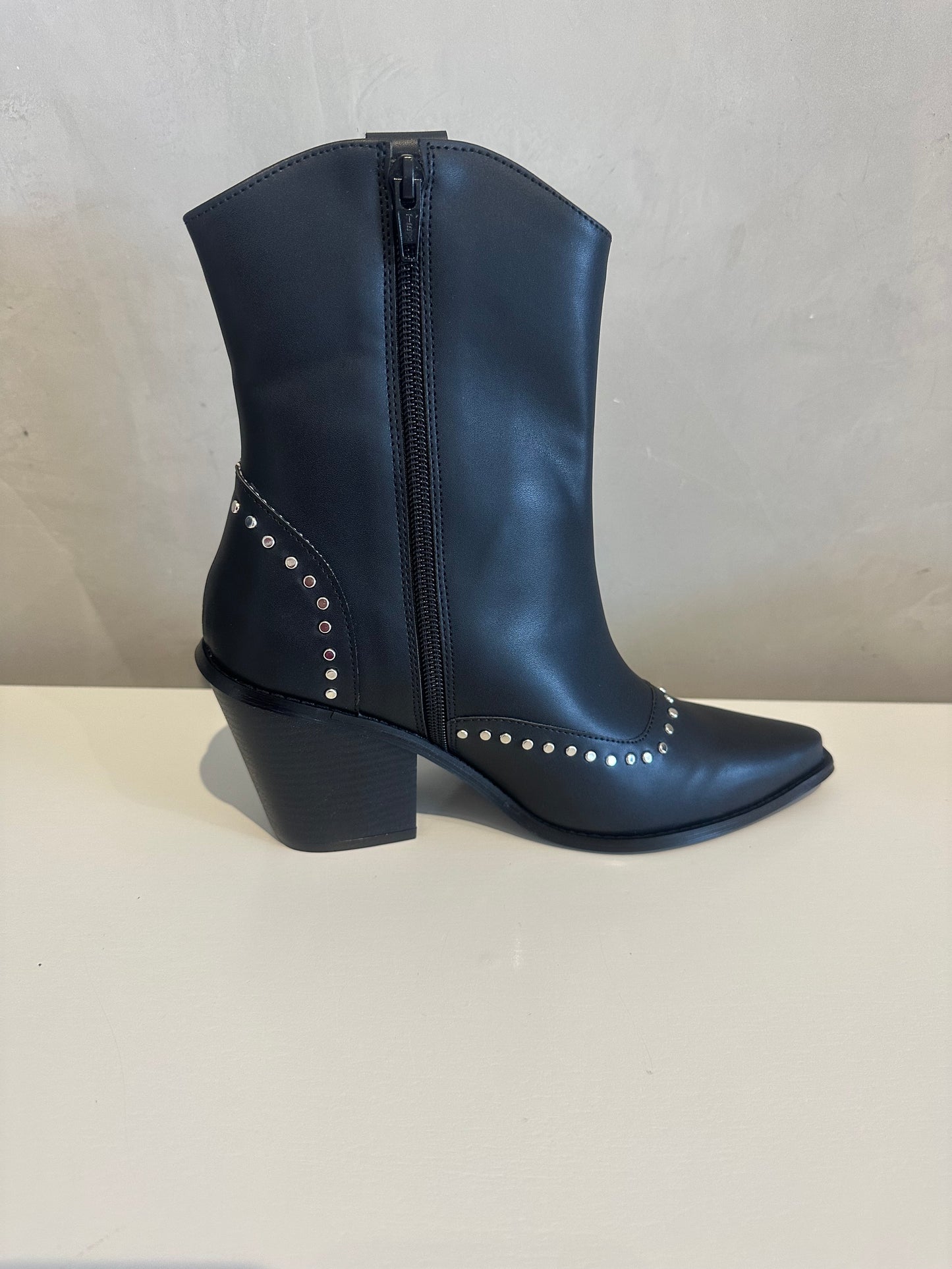 Botines negros