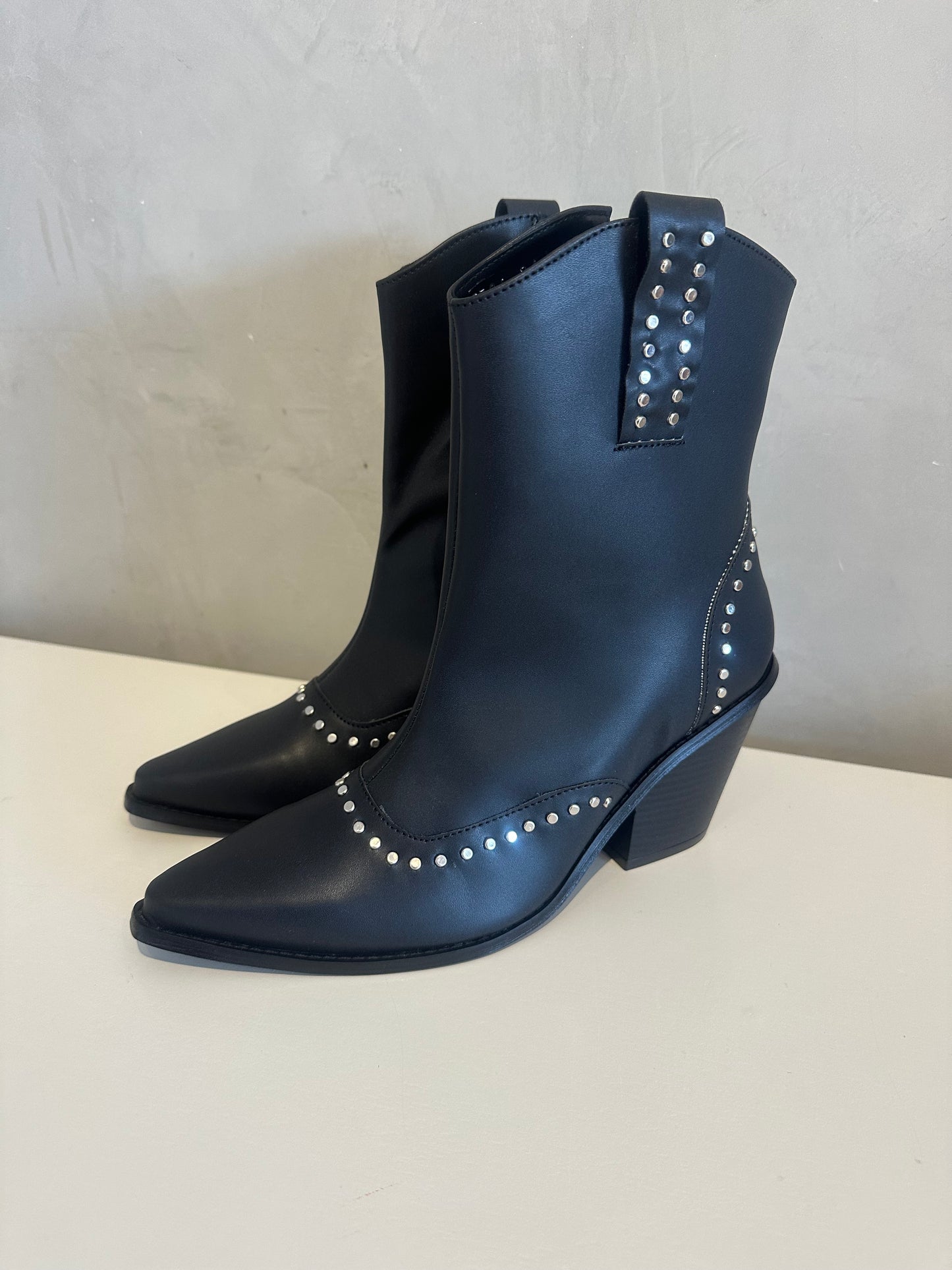 Botines negros