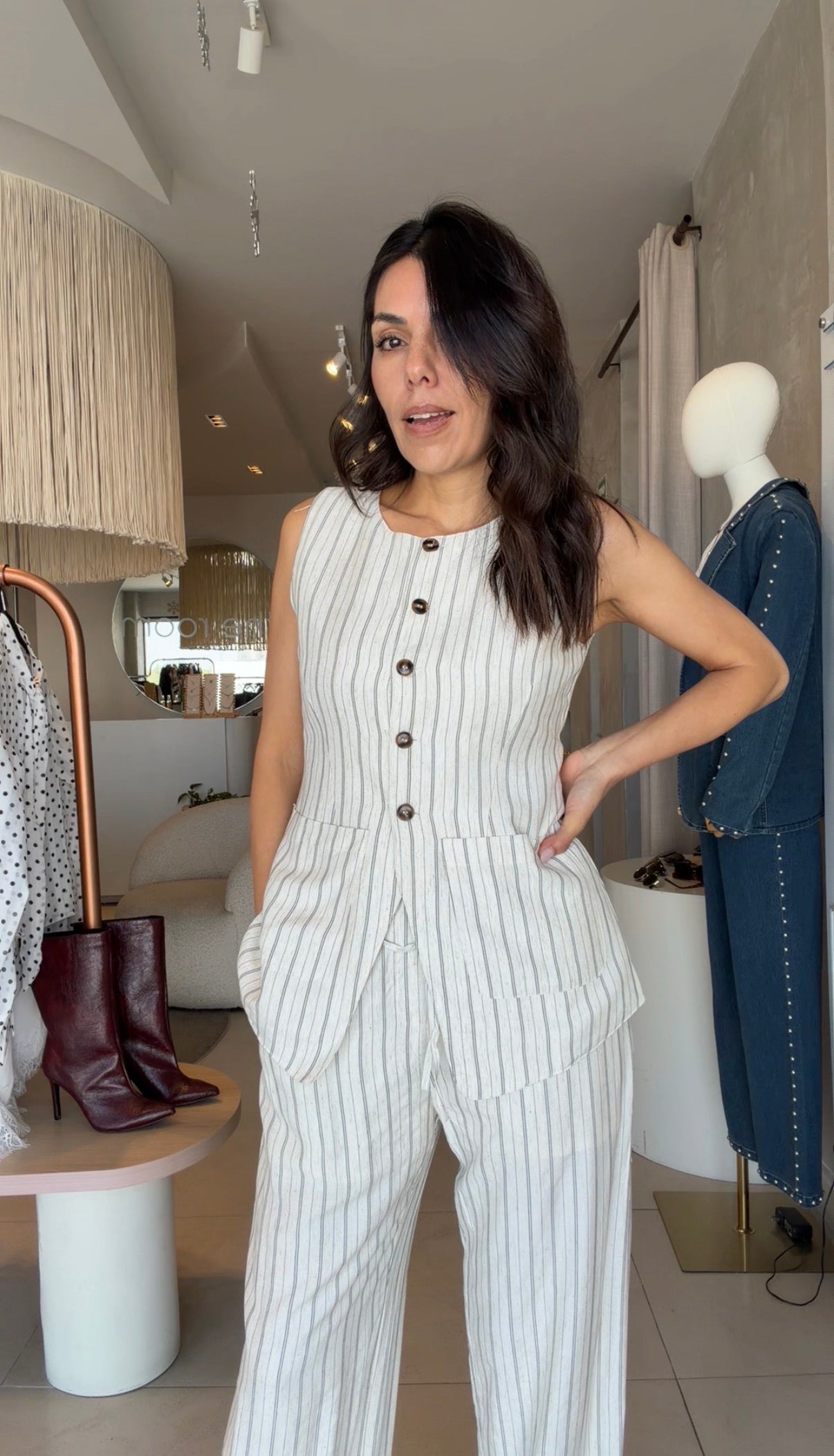 Set rayado chaleco y pantalón