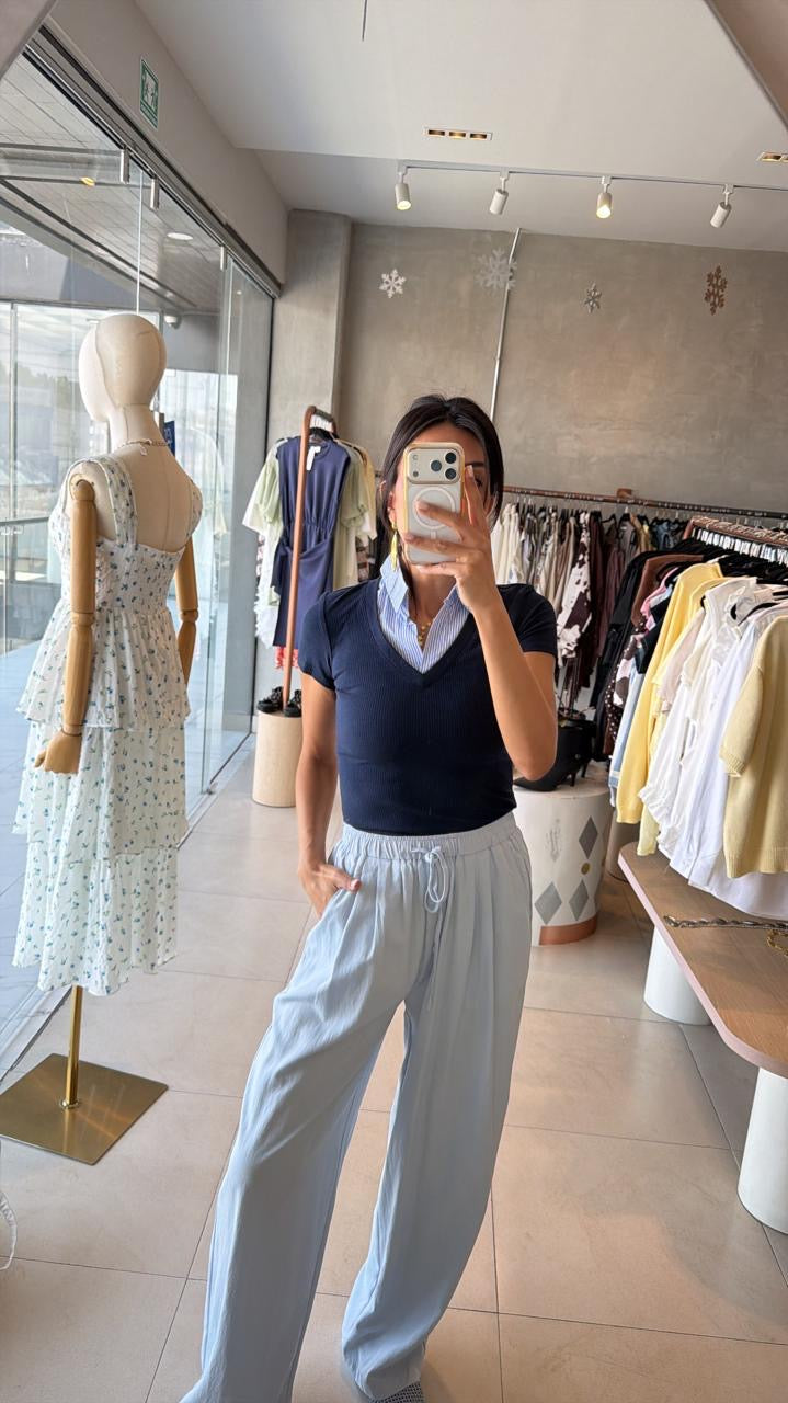 Pantalón azul cielo