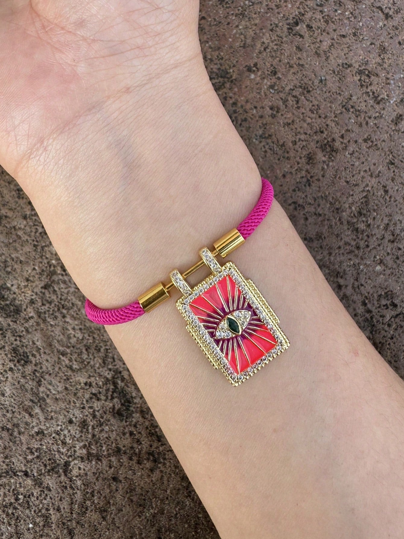 Pulsera rosa ojo