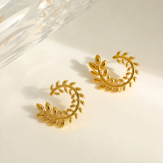 Aretes dorado hoja circulo