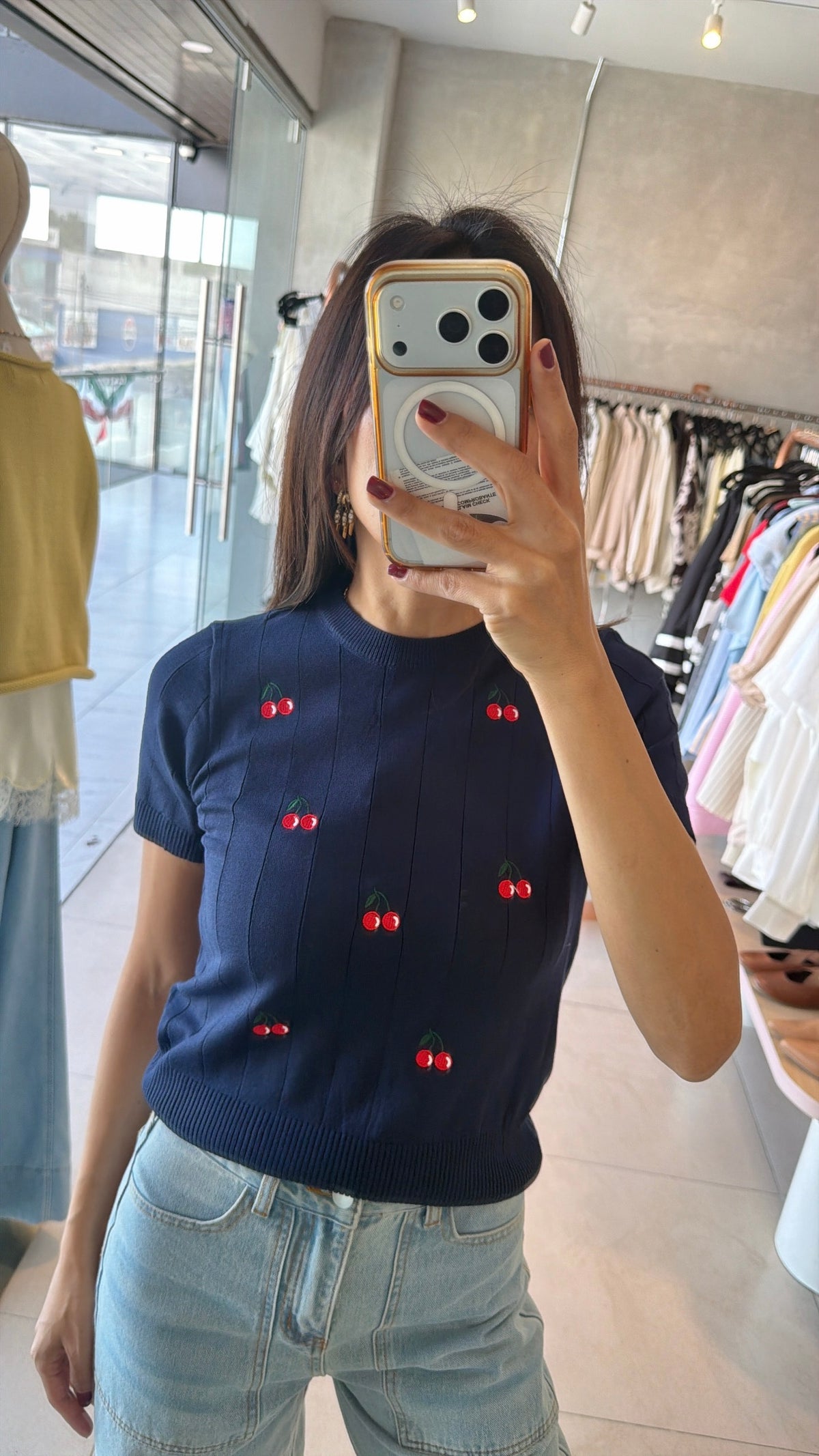 Blusa azul cerezas