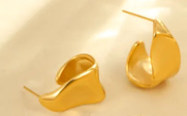 Aretes formas dorado