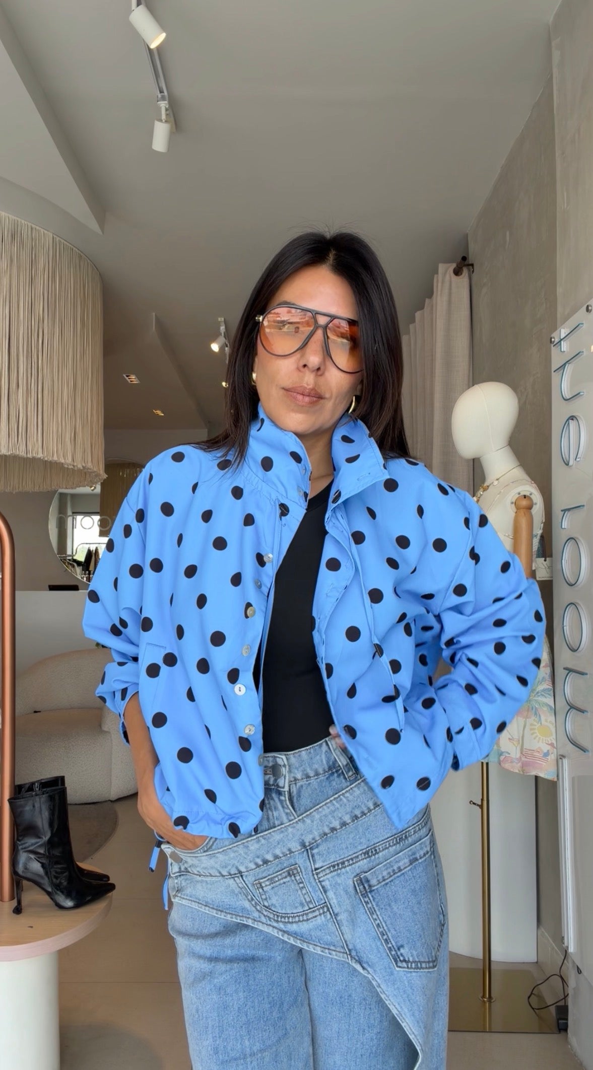 Chamarra polka dots azul