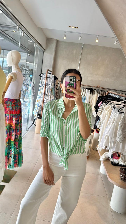 Camisa verde rayada