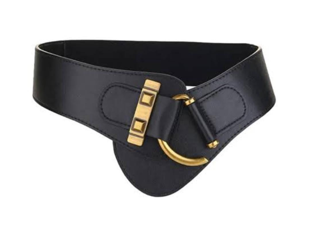 Cinturon negro con dorado