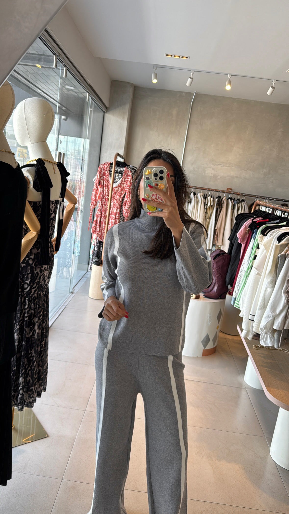 Set punto gris filo blanco