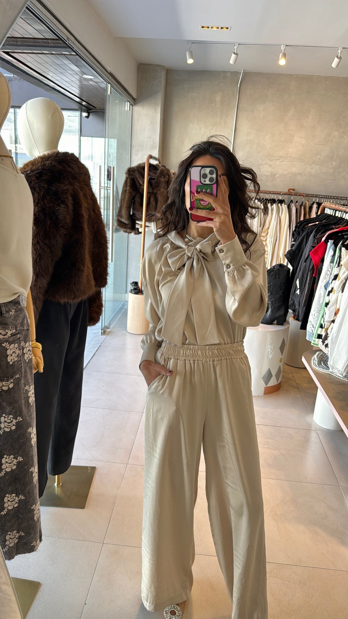 Set satinado lazo beige