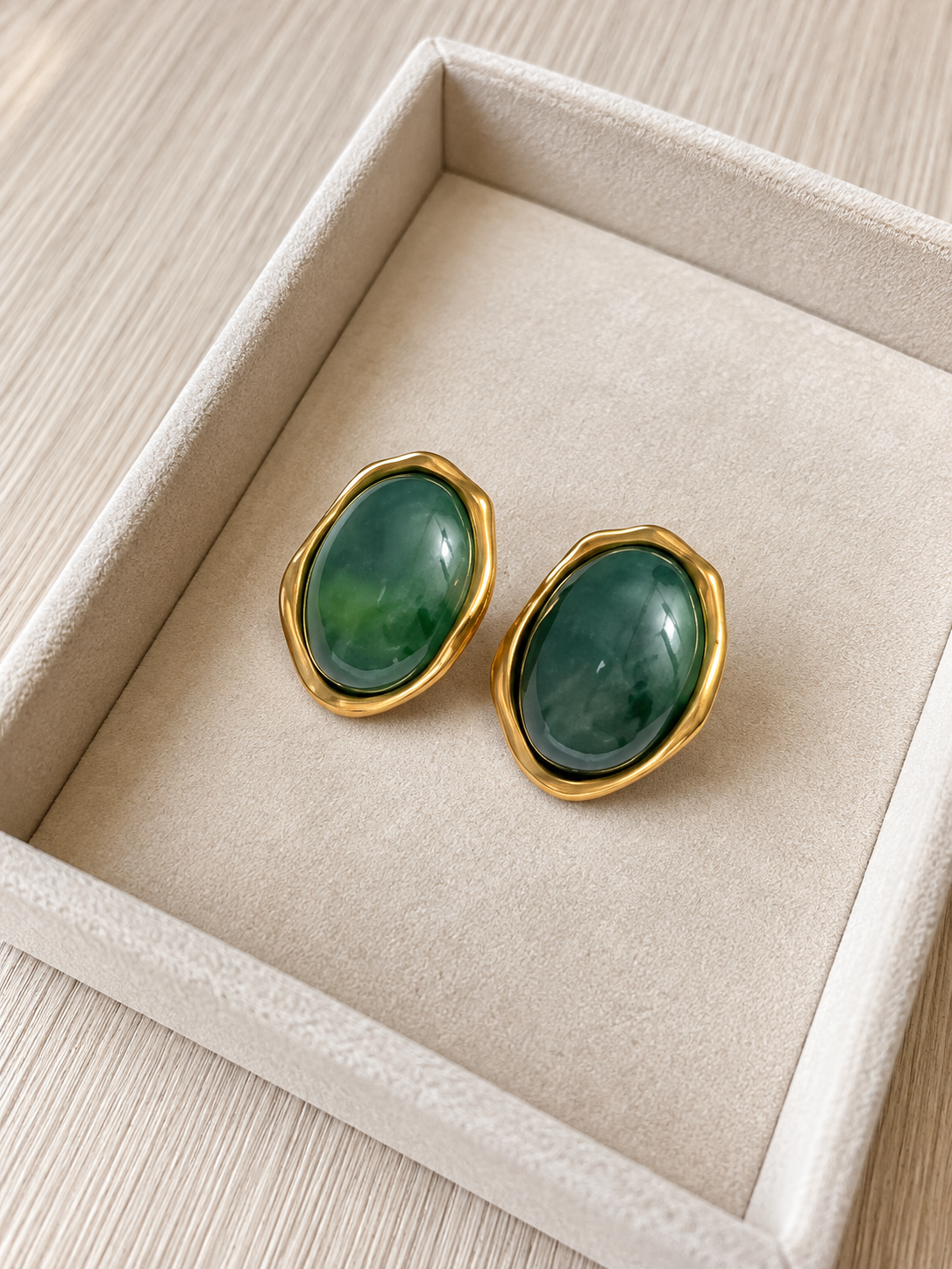 Aretes piedra verde