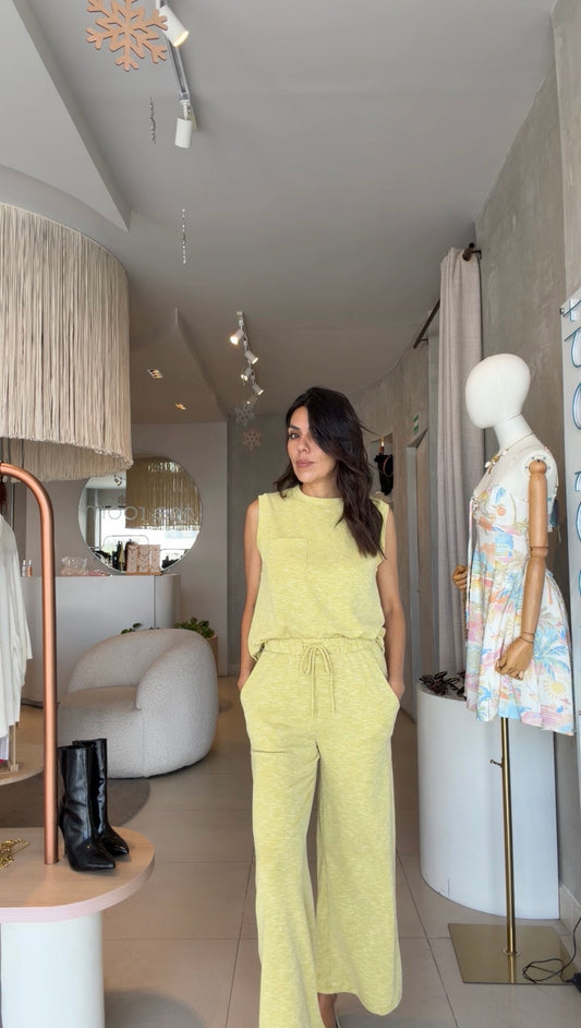 Set amarillo blusa y pantalón