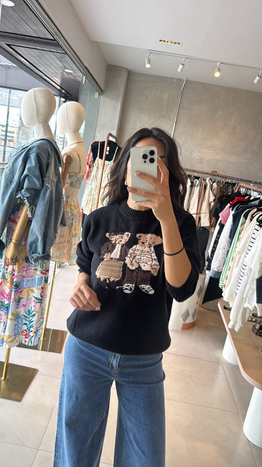 Suéter negro pareja osos