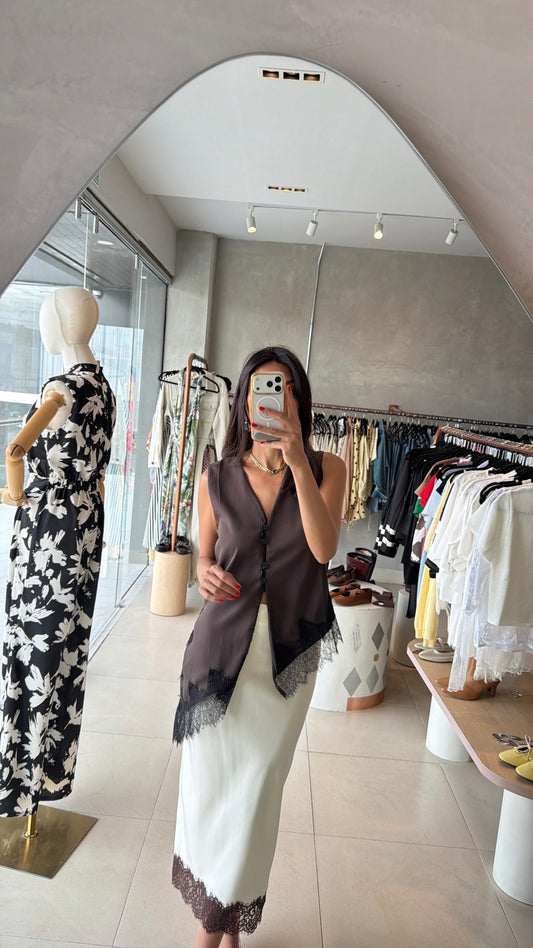 Blusa café asimetrica