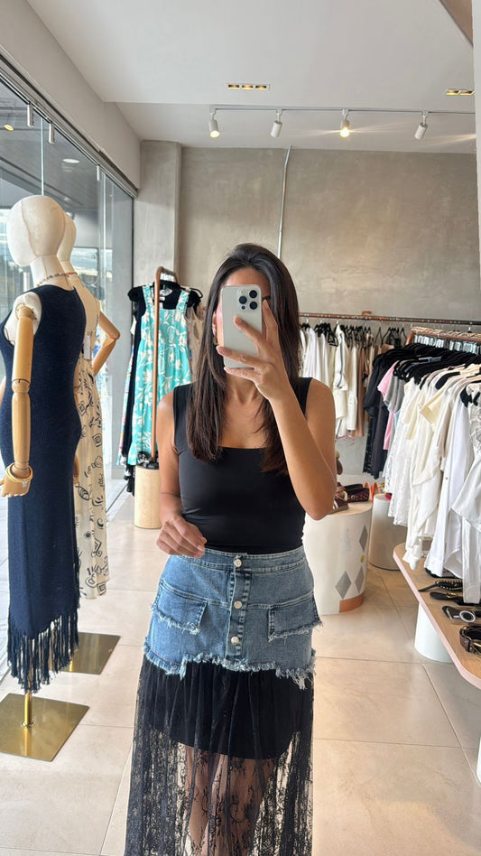 Falda denim con negro
