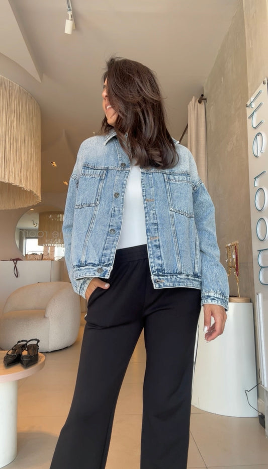 Chamarra denim bolsillos