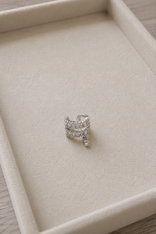 Earcuff plateado dije
