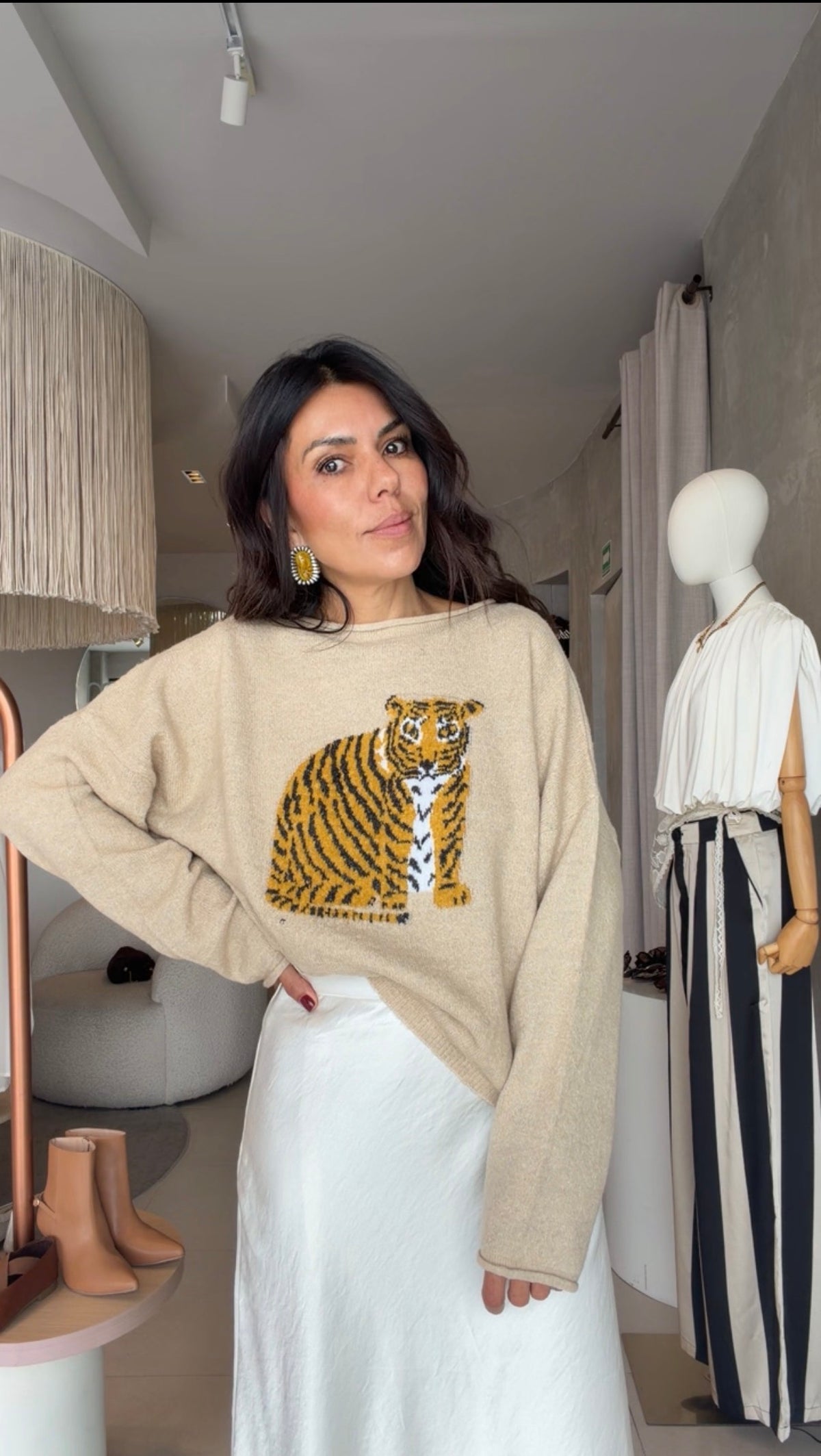 Suéter beige tigre