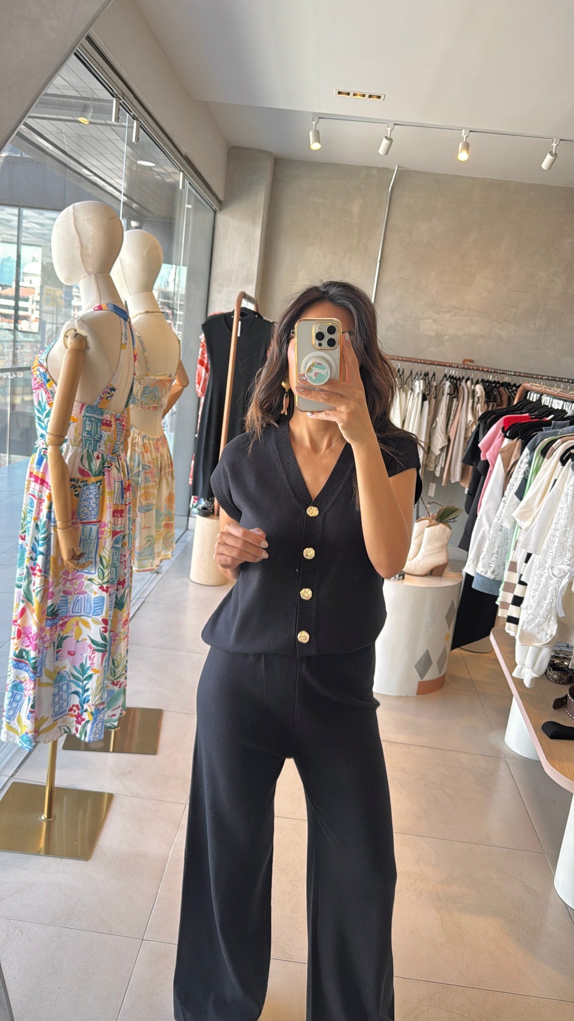 Set negro chaleco y pantalón