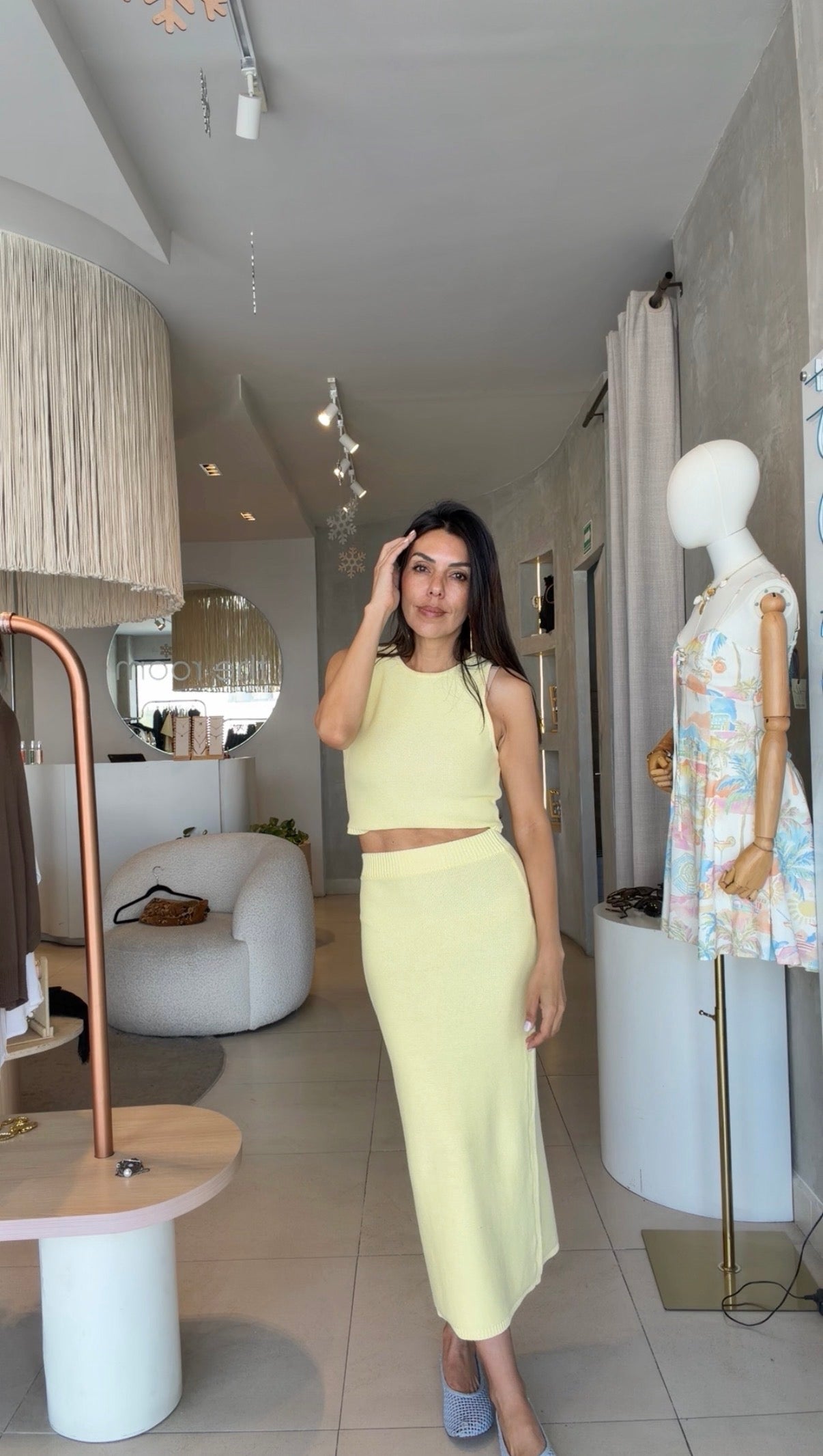 Set amarillo falda