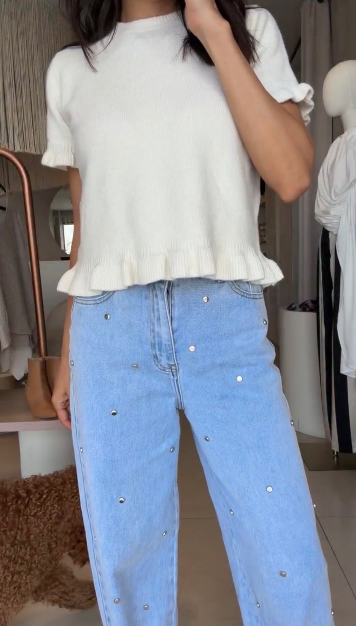 Jeans barrel studs plateados