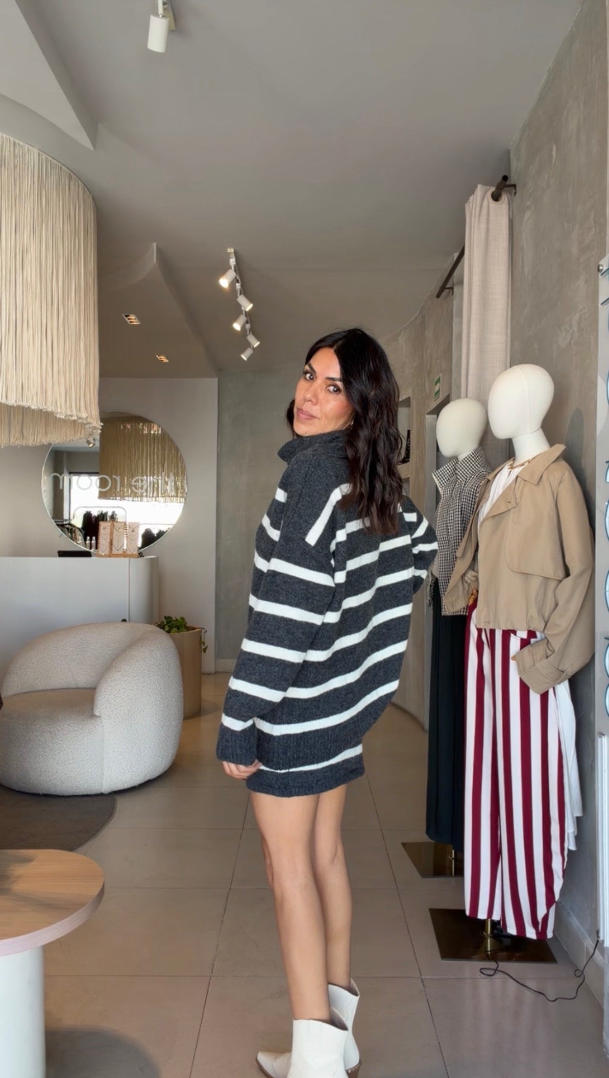Set rayado sueter y falda
