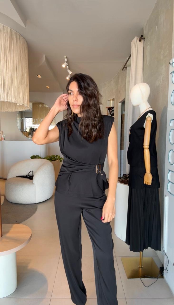 Set negro hebilla dorada