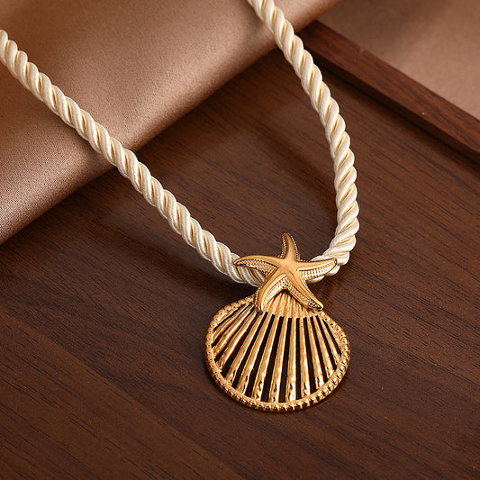 Collar concha y estrella