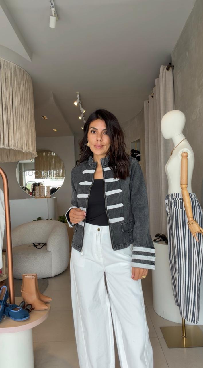 Chaqueta negra Napoleón