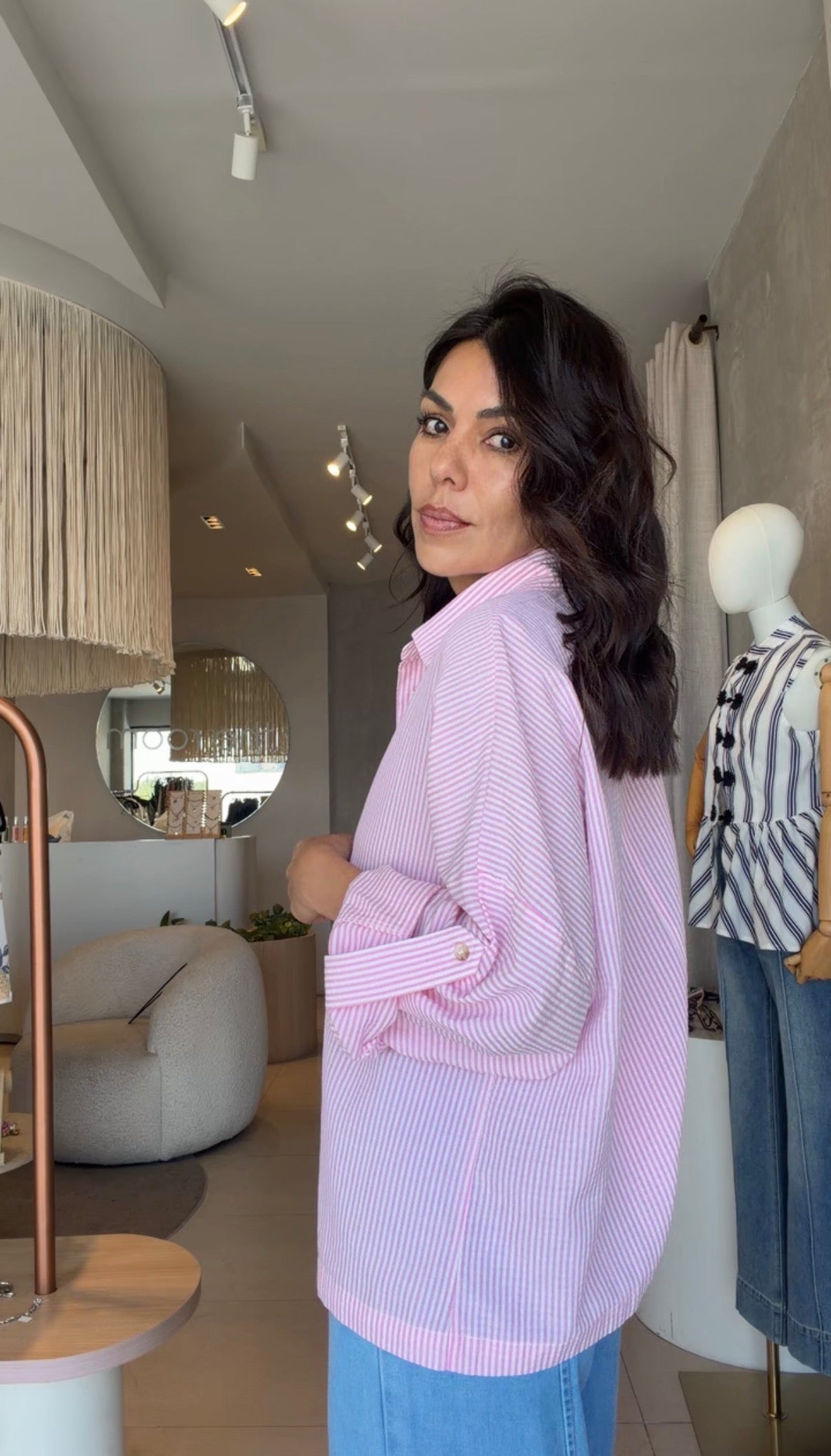 Camisa rosa rayada