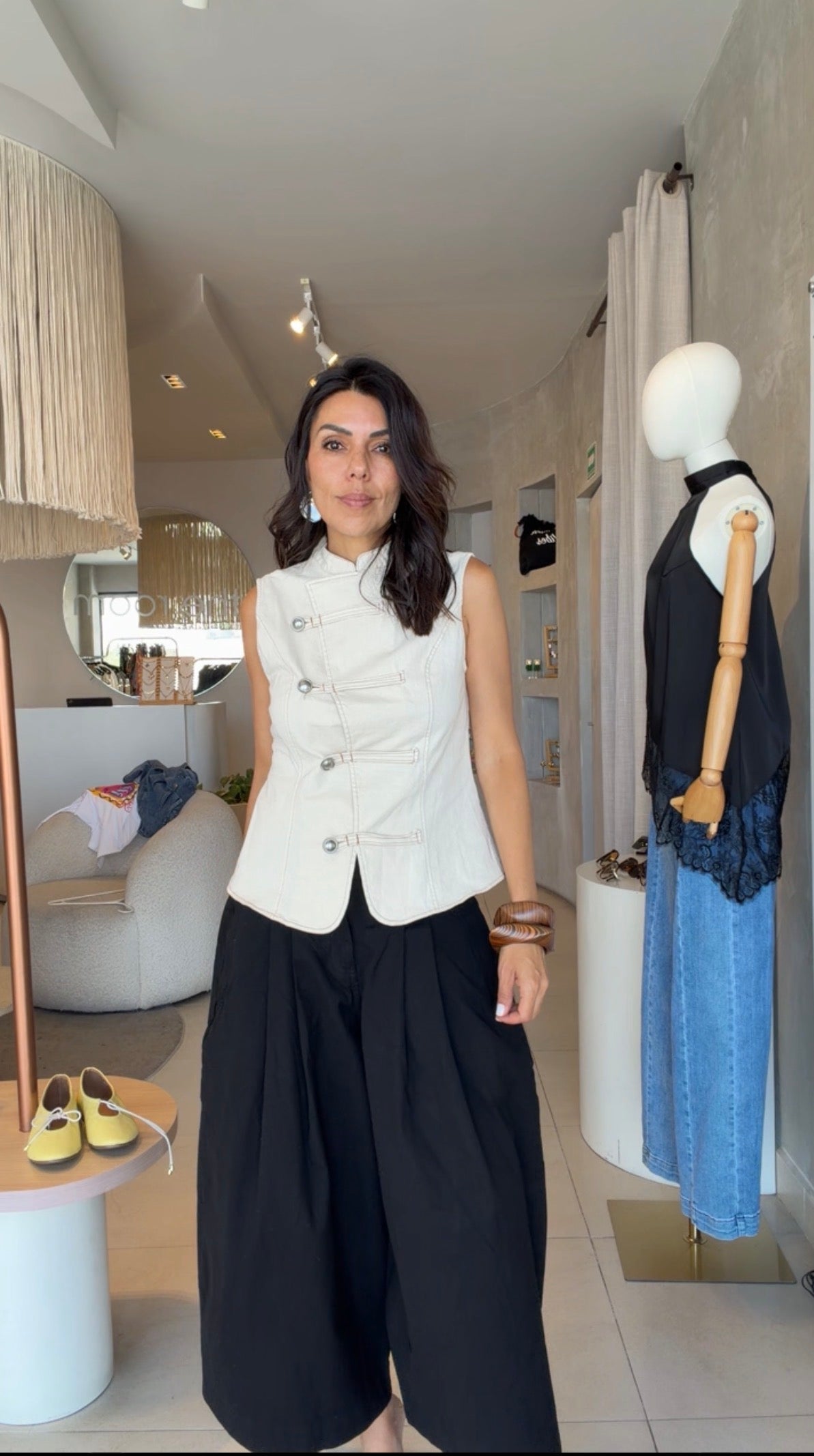 Pantalón negro culotte