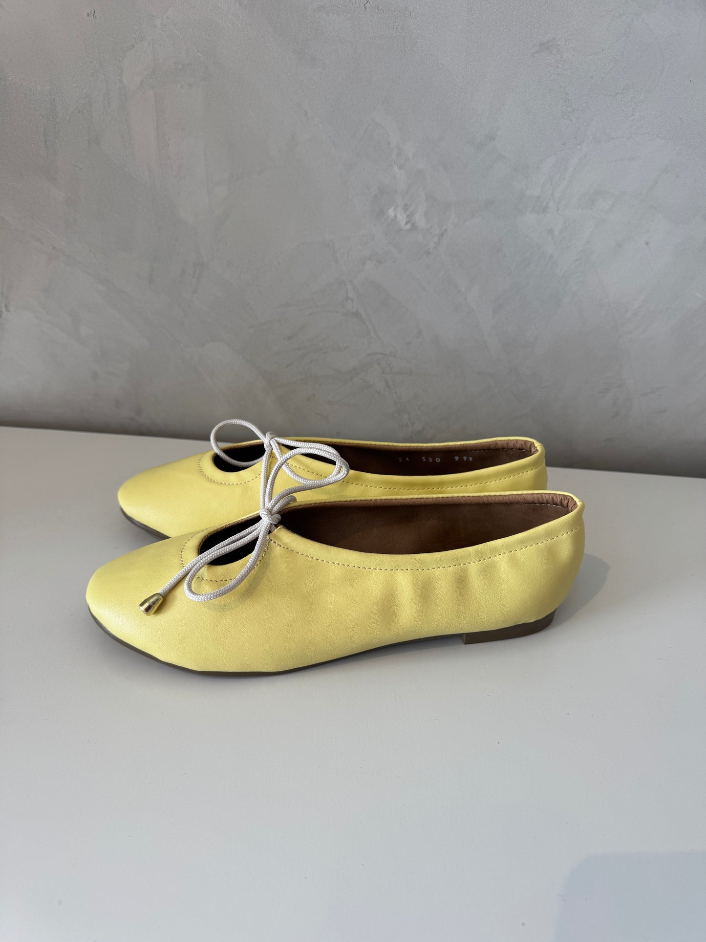 Zapatos Kenia ananas