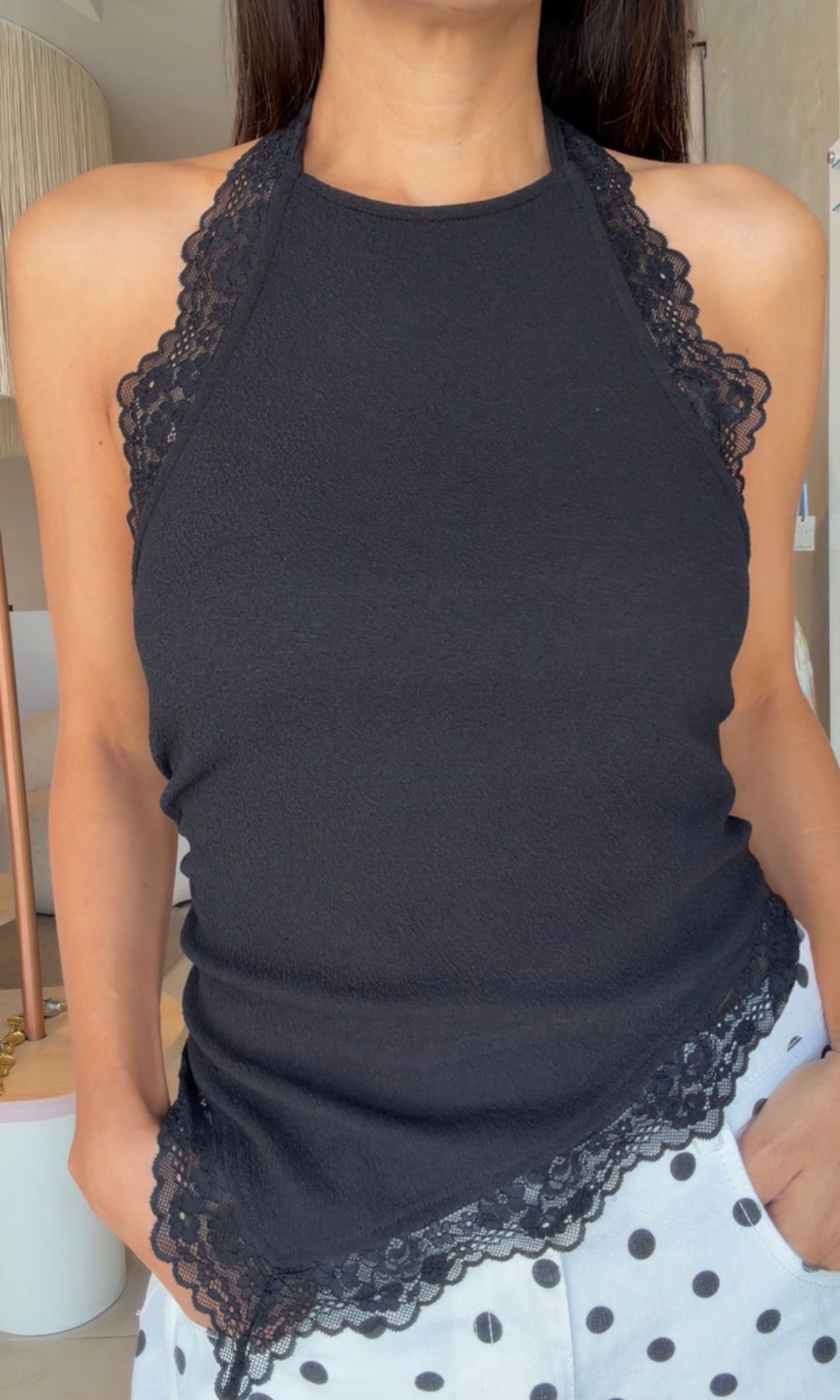 Top negro halter