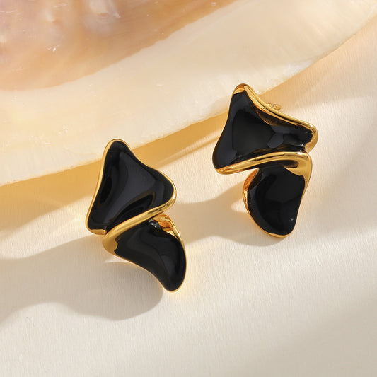Aretes negros