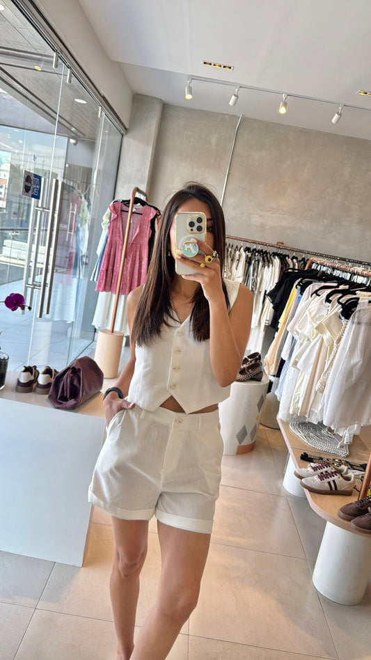 Set blanco chaleco y short