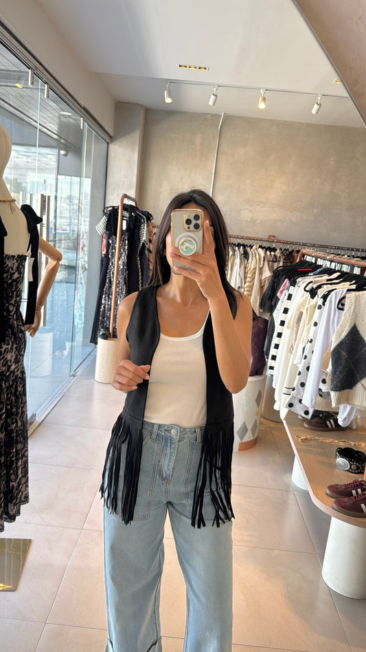 Chaleco flecos negro