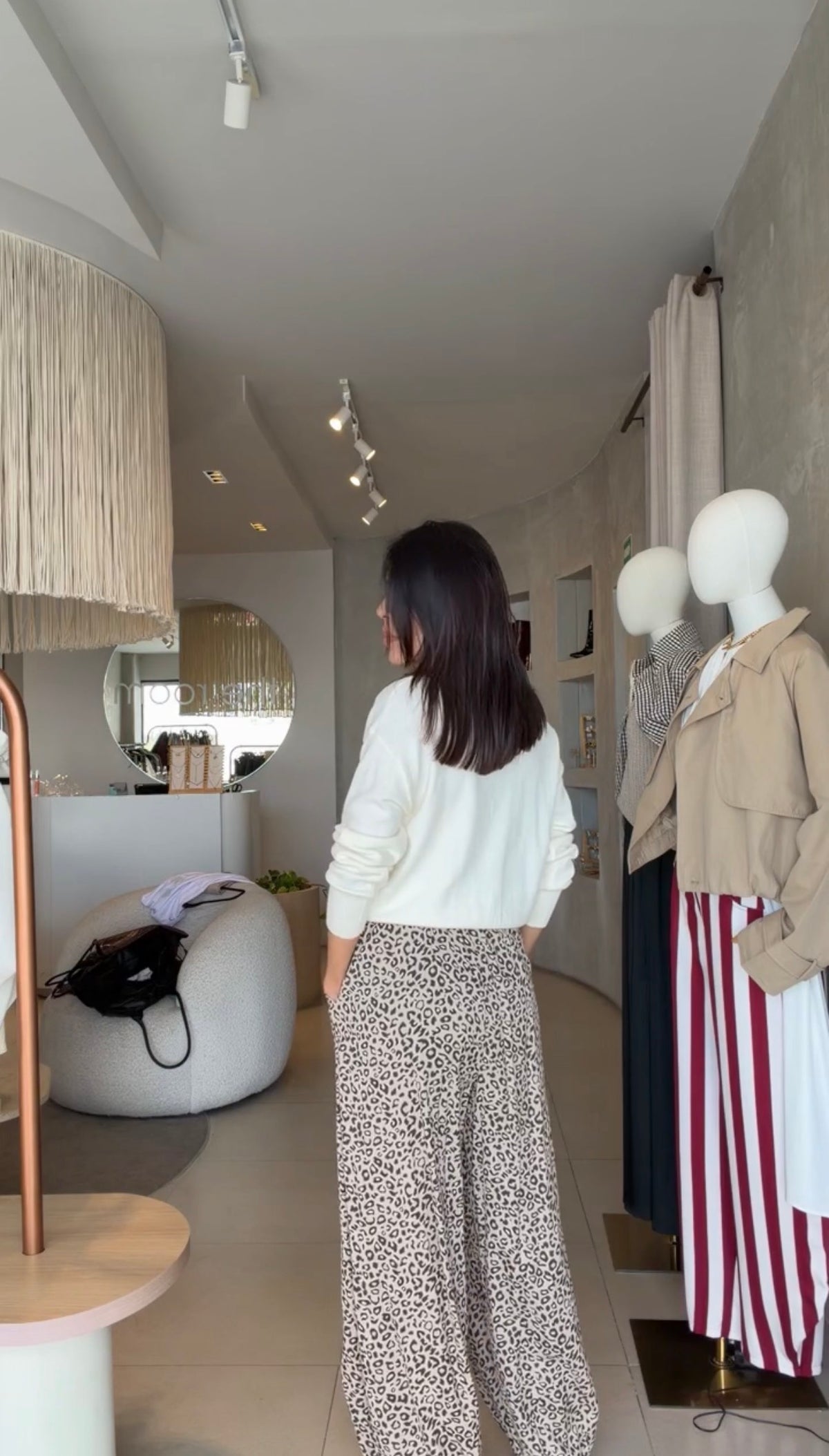 Suéter básico blanco