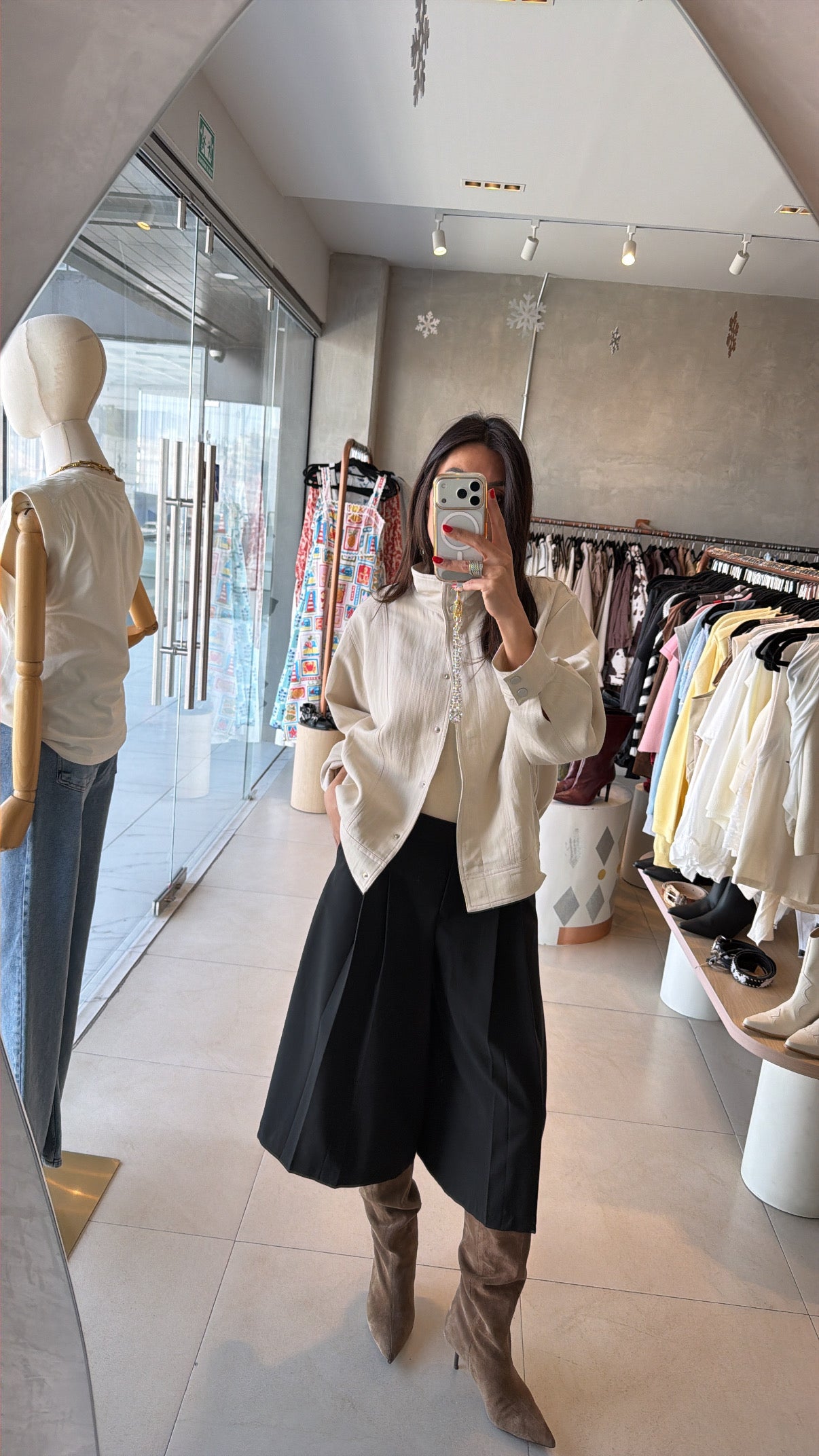 Chamarra beige funnel neck