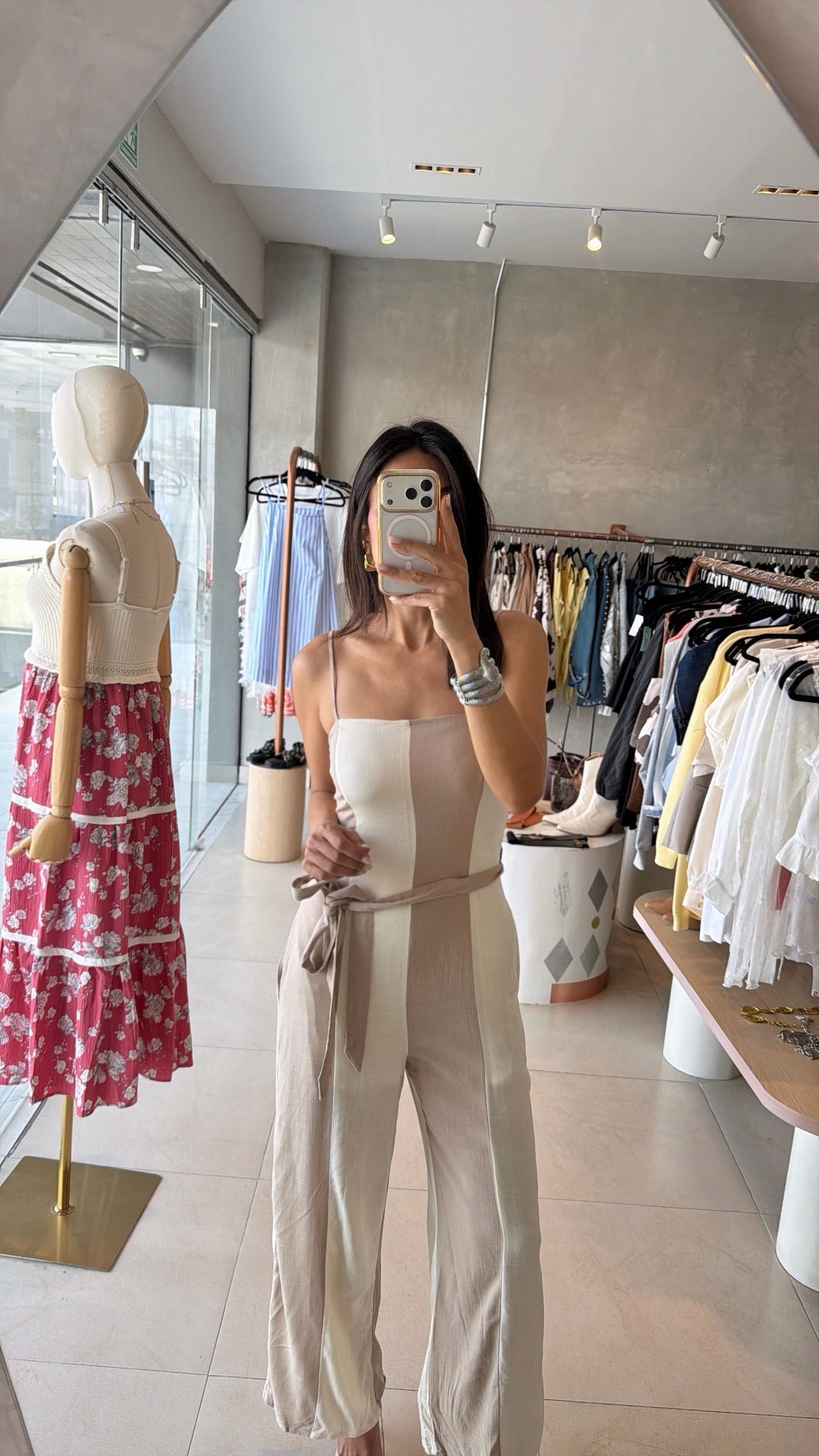 Pre order Jumpsuit beige y camel