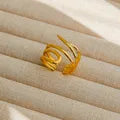 Anillo dorado espiral