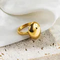 Anillo dorado bolita